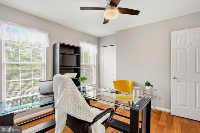 1736 TIGER LILY CIR, Woodbridge, VA 22192