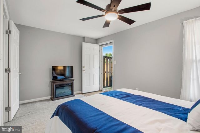 1736 TIGER LILY CIR, Woodbridge, VA 22192