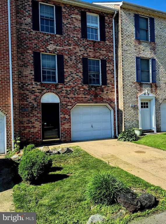 19 STONEWALL CT, Harpers Ferry, WV 25425