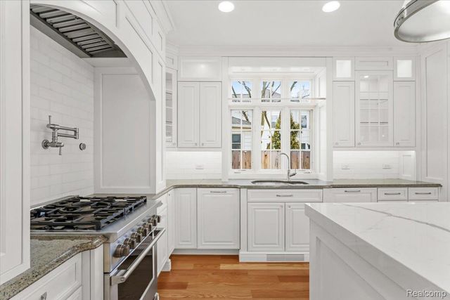 820 Hazel Street, Birmingham, MI 48009