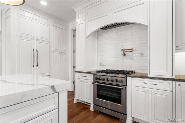 820 Hazel Street, Birmingham, MI 48009