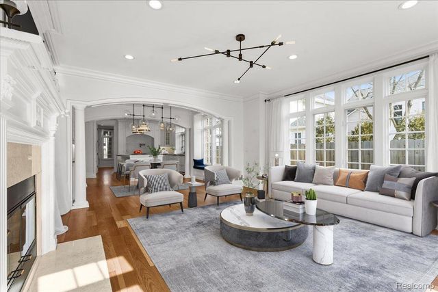 820 Hazel Street, Birmingham, MI 48009