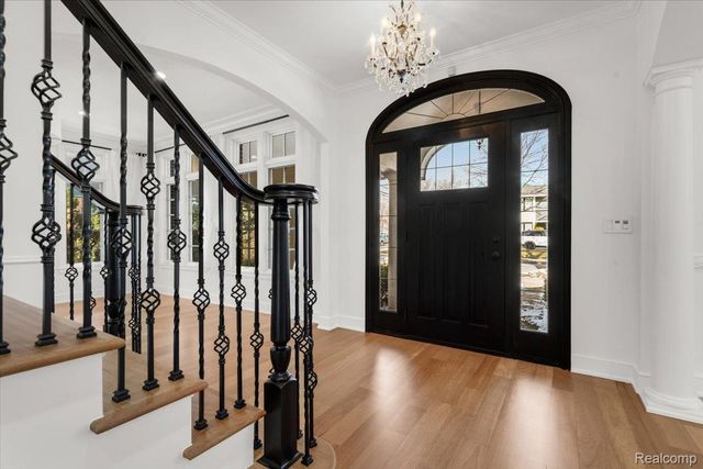 820 Hazel Street, Birmingham, MI 48009