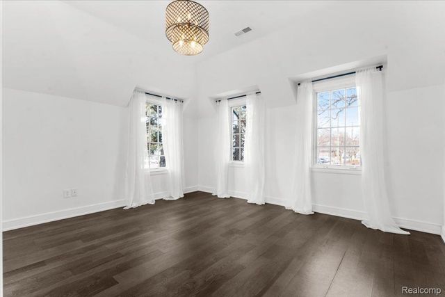 820 Hazel Street, Birmingham, MI 48009