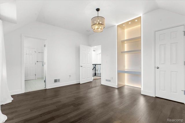 820 Hazel Street, Birmingham, MI 48009