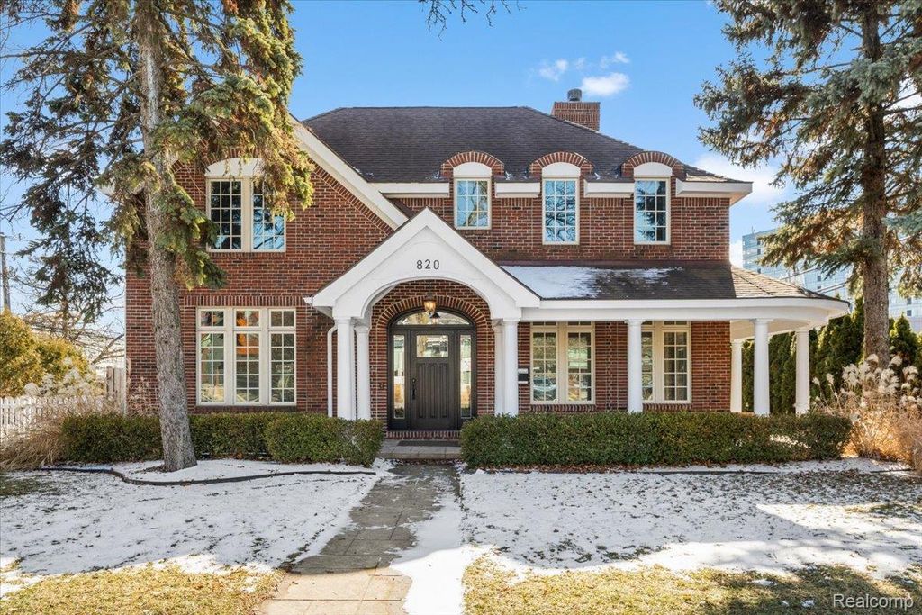 820 Hazel Street, Birmingham, MI 48009