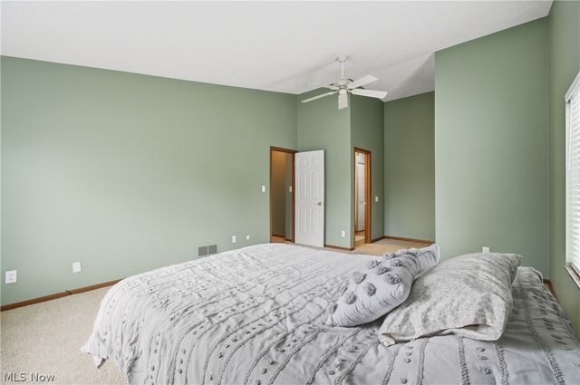 4557 Saint James Circle NW, Canton, OH 44708