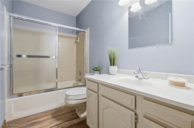 4557 Saint James Circle NW, Canton, OH 44708