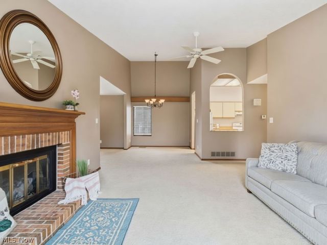 4557 Saint James Circle NW, Canton, OH 44708