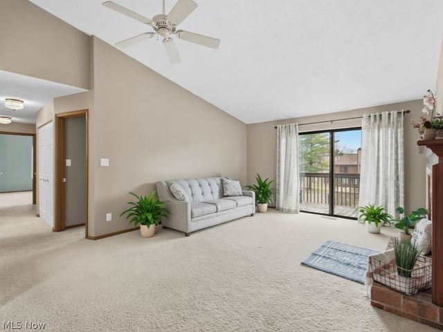 4557 Saint James Circle NW, Canton, OH 44708