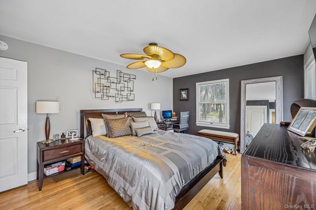 76 S Bay Drive, Massapequa, NY 11758