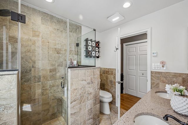 76 S Bay Drive, Massapequa, NY 11758