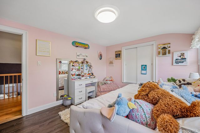 76 S Bay Drive, Massapequa, NY 11758