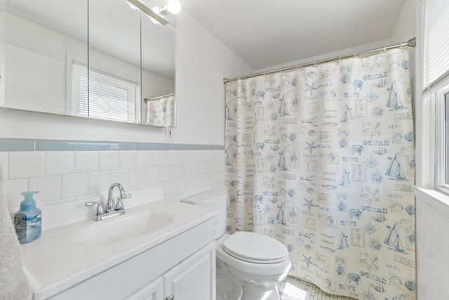 8017 NEIGHBORS AVE, Baltimore, MD 21237