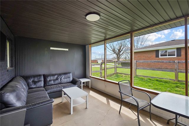 180 Chestnut Avenue, Carlisle, OH 45005