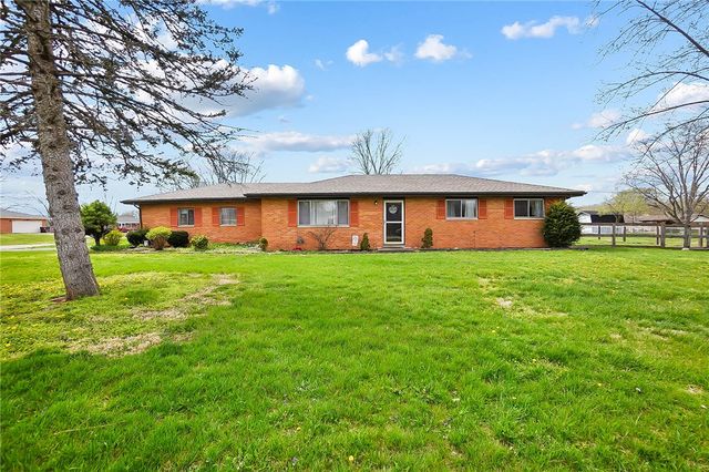 180 Chestnut Avenue, Carlisle, OH 45005