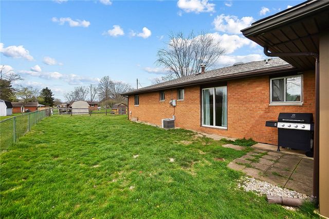 180 Chestnut Avenue, Carlisle, OH 45005