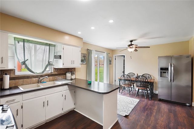 180 Chestnut Avenue, Carlisle, OH 45005