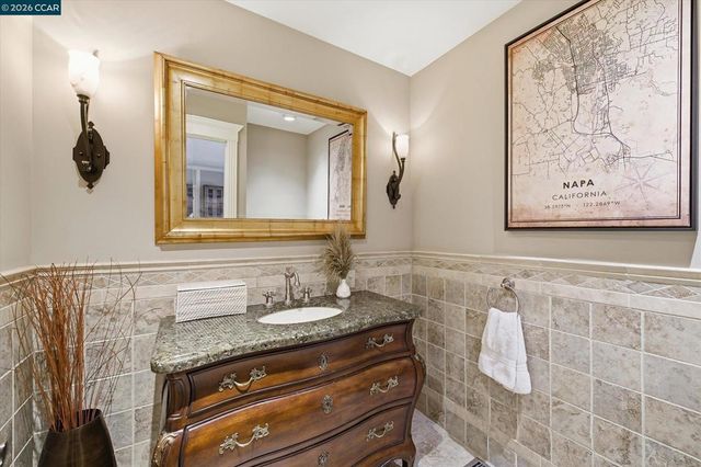 10 Elizabeth Ln, Danville, CA 94526