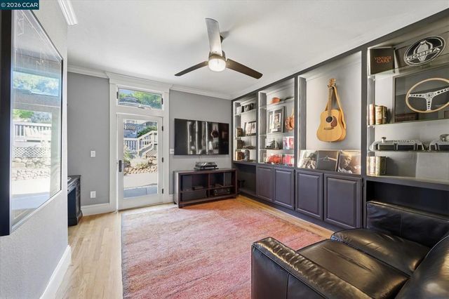 10 Elizabeth Ln, Danville, CA 94526