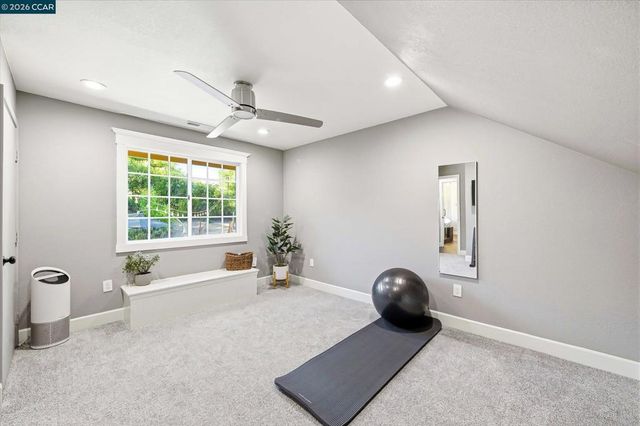 10 Elizabeth Ln, Danville, CA 94526