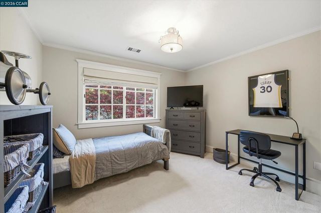 10 Elizabeth Ln, Danville, CA 94526