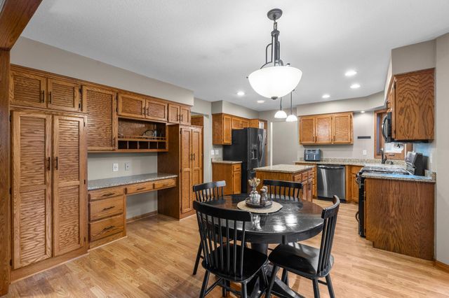 17251 Harrington Way, Lakeville, MN 55044