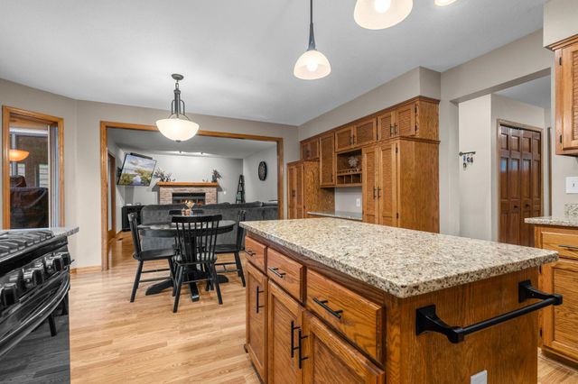 17251 Harrington Way, Lakeville, MN 55044