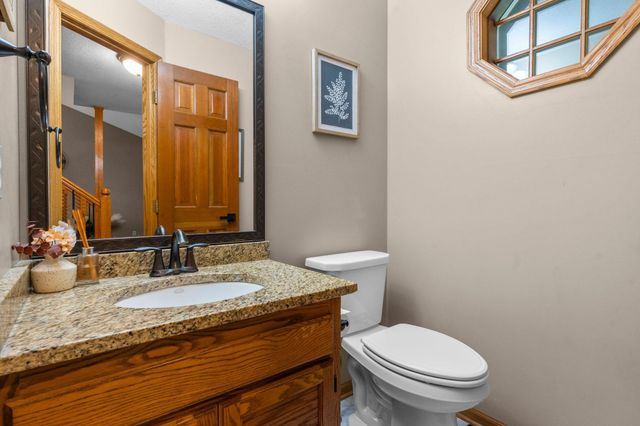 17251 Harrington Way, Lakeville, MN 55044