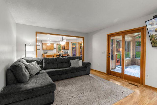 17251 Harrington Way, Lakeville, MN 55044
