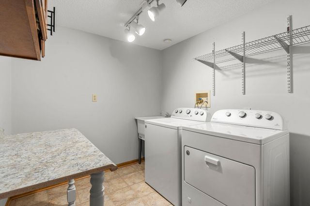 17251 Harrington Way, Lakeville, MN 55044