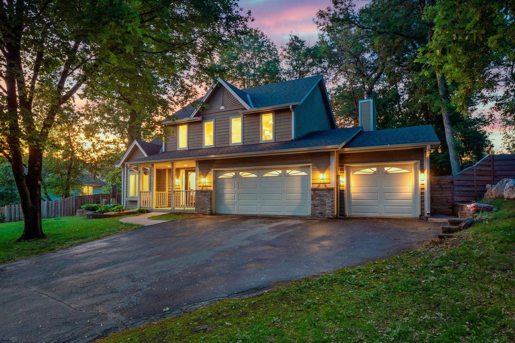 17251 Harrington Way, Lakeville, MN 55044