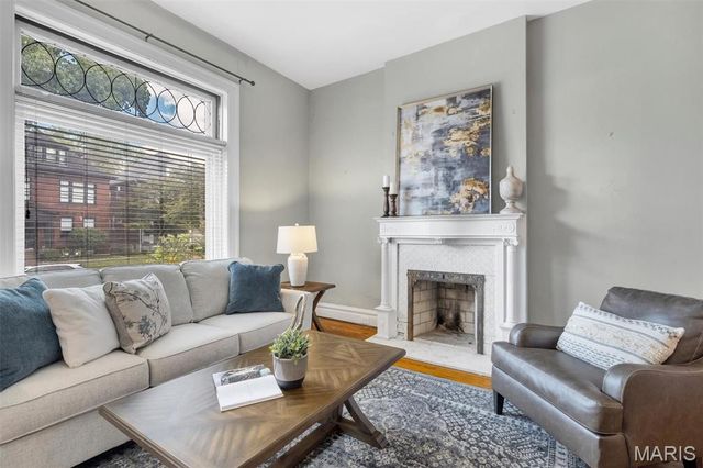 3532 Victor Street, St Louis, MO 63104