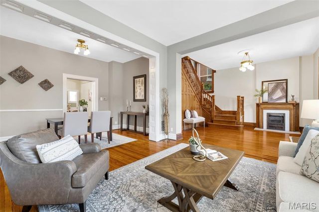 3532 Victor Street, St Louis, MO 63104