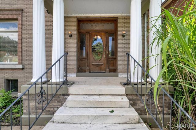 3532 Victor Street, St Louis, MO 63104