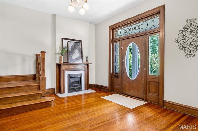 3532 Victor Street, St Louis, MO 63104