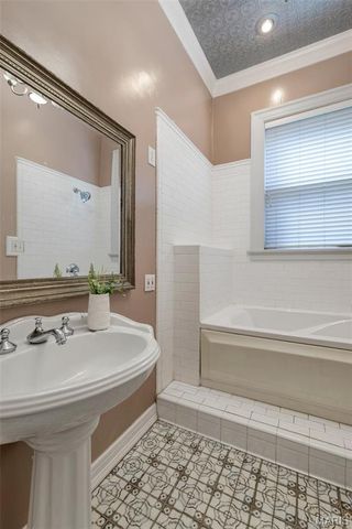 3532 Victor Street, St Louis, MO 63104