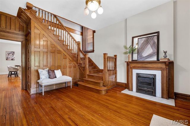 3532 Victor Street, St Louis, MO 63104