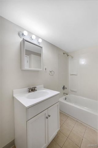 3532 Victor Street, St Louis, MO 63104