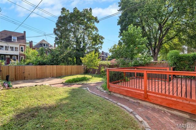 3532 Victor Street, St Louis, MO 63104