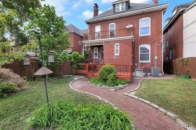 3532 Victor Street, St Louis, MO 63104