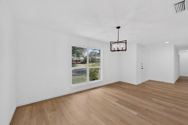 2919 Potomac Avenue, Mesquite, TX 75149