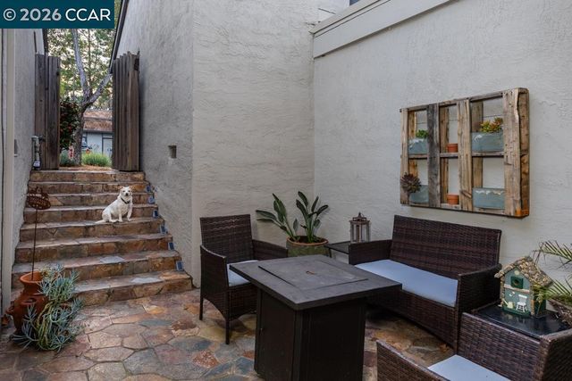 1762 1762 Holland Cir, Walnut Creek, CA 94597