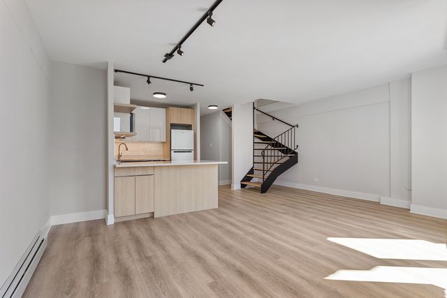 6166 N Sheridan Road 26J, Chicago, IL 60660