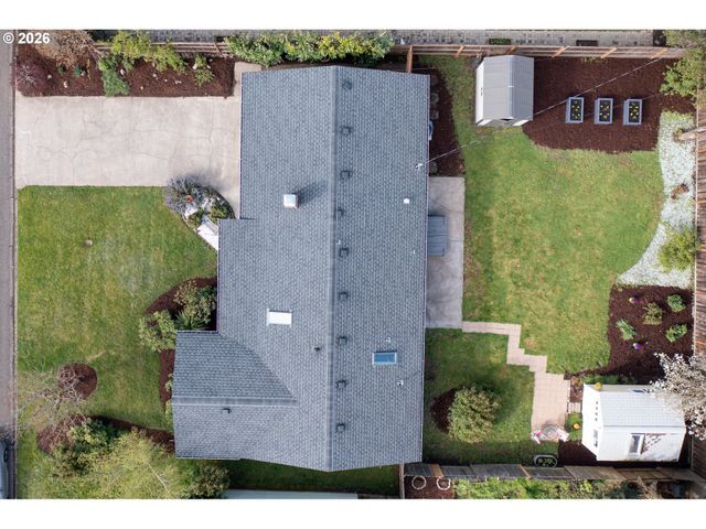 1873 ALDERWOOD St, Eugene, OR 97404