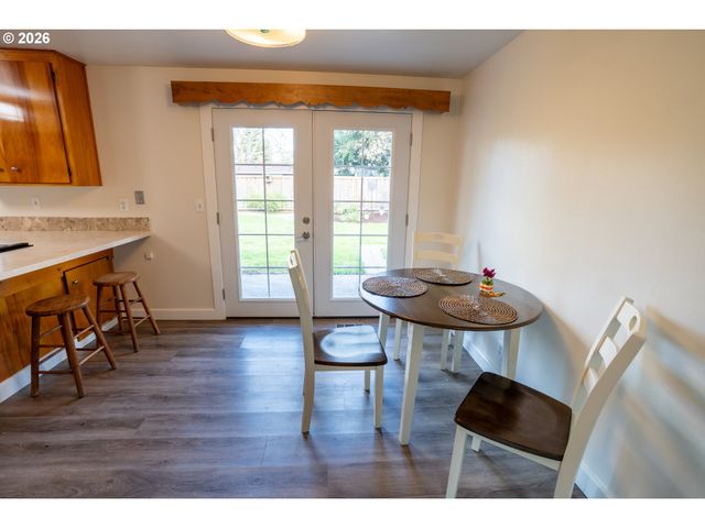 1873 ALDERWOOD St, Eugene, OR 97404