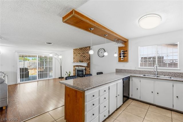3948 Oakhill Avenue, Las Vegas, NV 89121