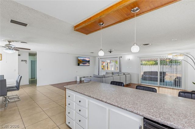 3948 Oakhill Avenue, Las Vegas, NV 89121