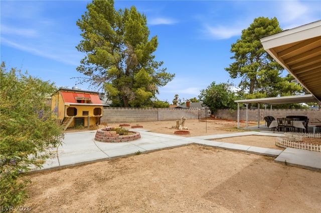 3948 Oakhill Avenue, Las Vegas, NV 89121