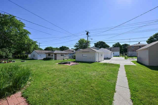 4672 N 69th STREET, Milwaukee, WI 53218